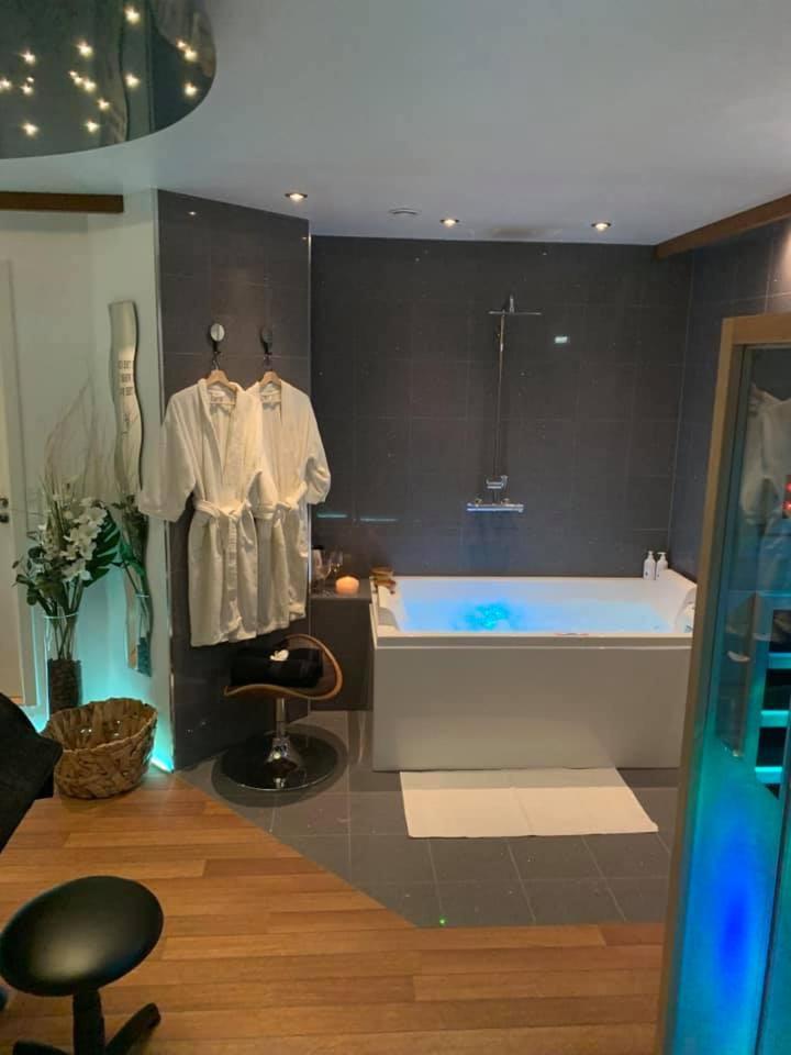 Barneys Rooms Hundige Екстер'єр фото